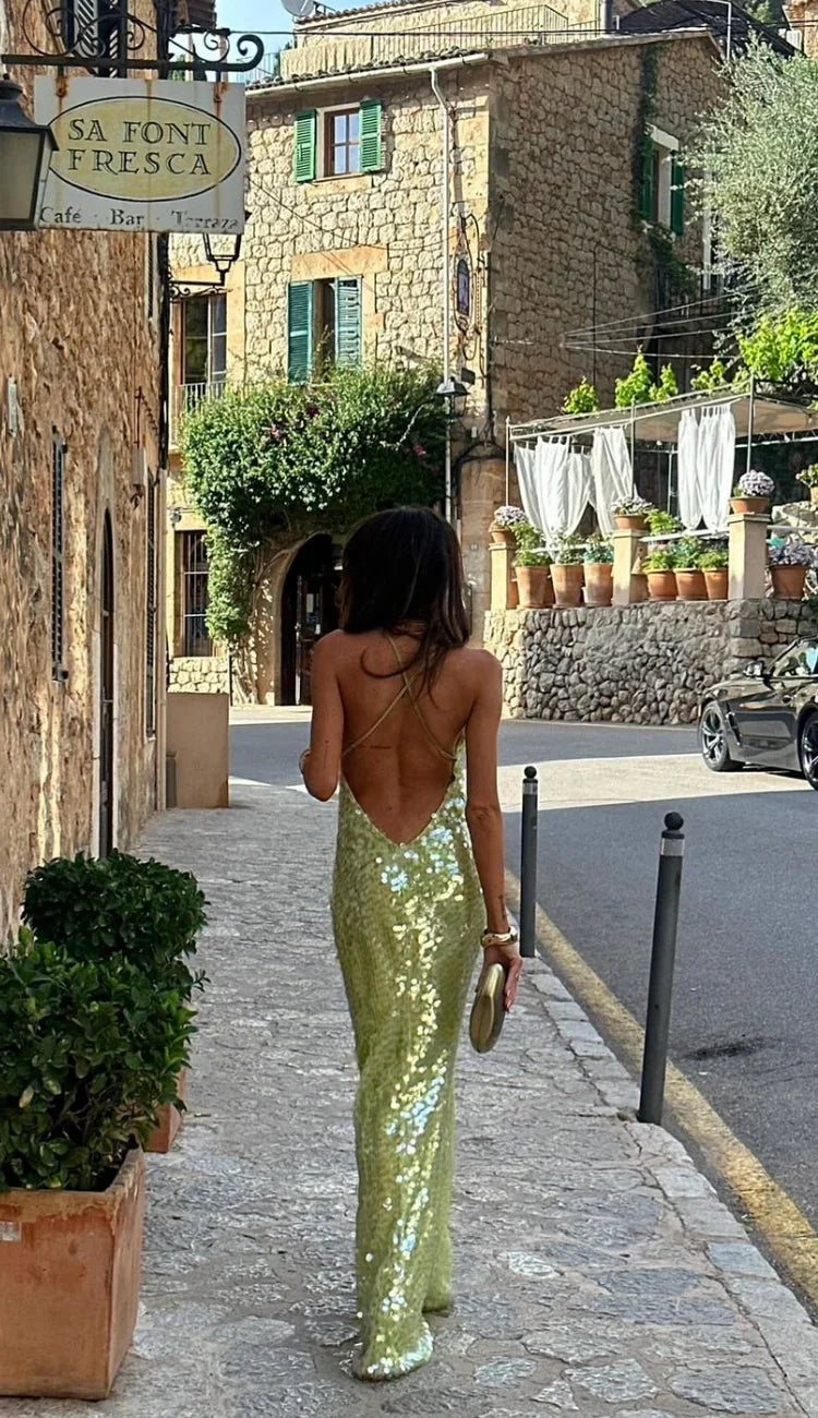 Iolana | Vestido Comprido Glam com Lantejoulas Decote Redondo Alças Finas Costas Decotadas Noite