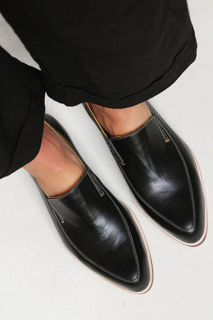 Momount Mocassins Mulher – Pretos em Pele Bico Fino Profissionais