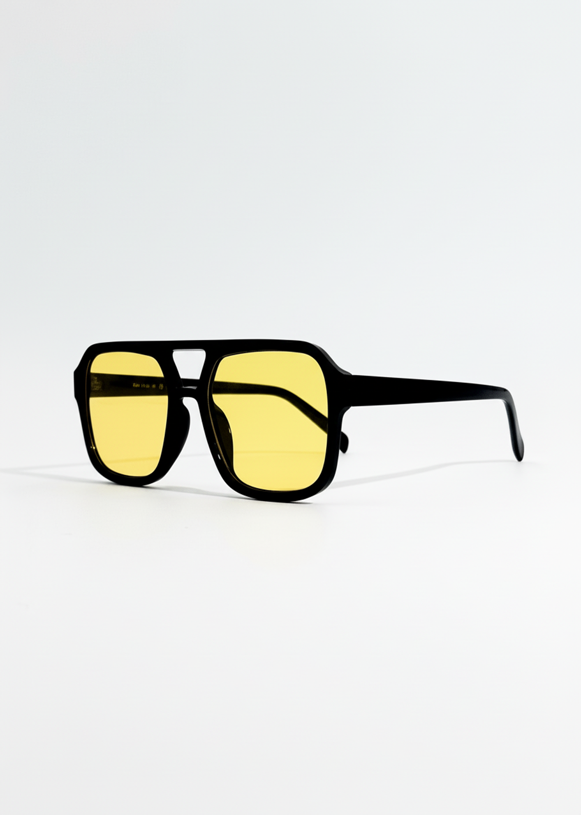 Minerva | Óculos de Sol Aviador Vintage com Lente Amarela