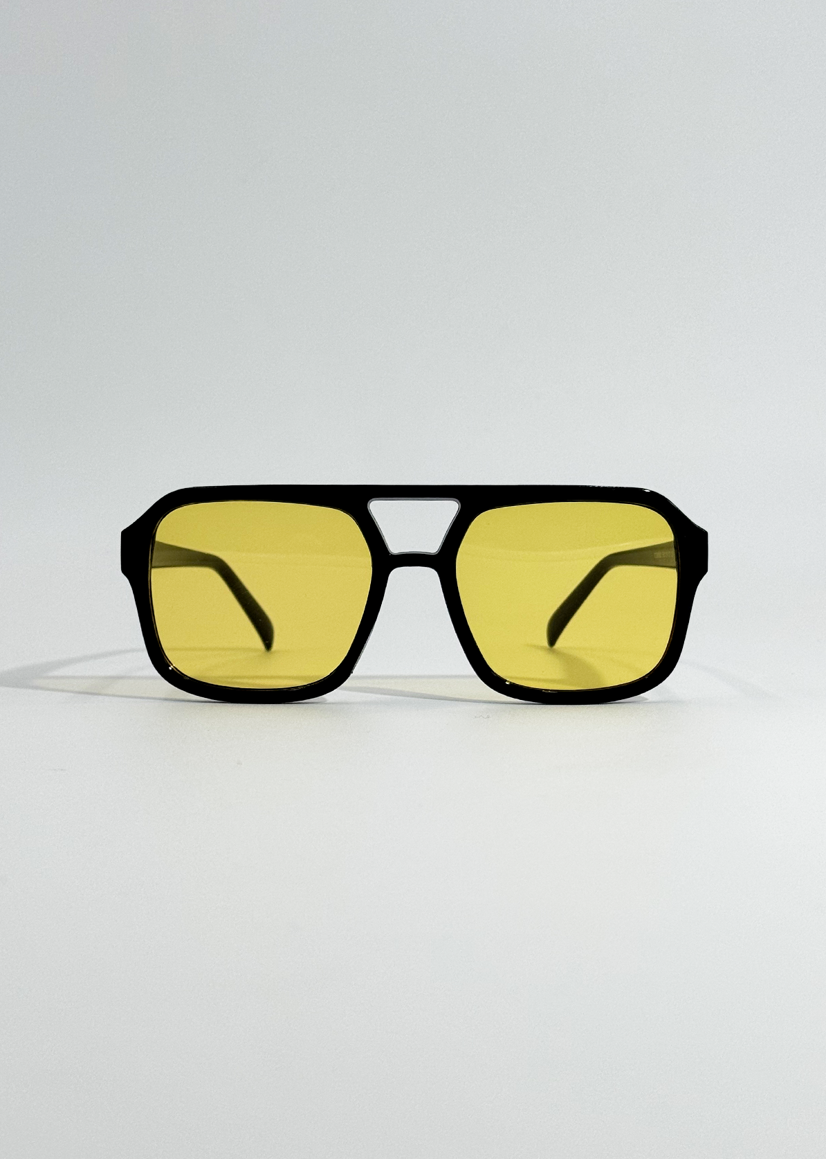 Minerva | Óculos de Sol Aviador Vintage com Lente Amarela