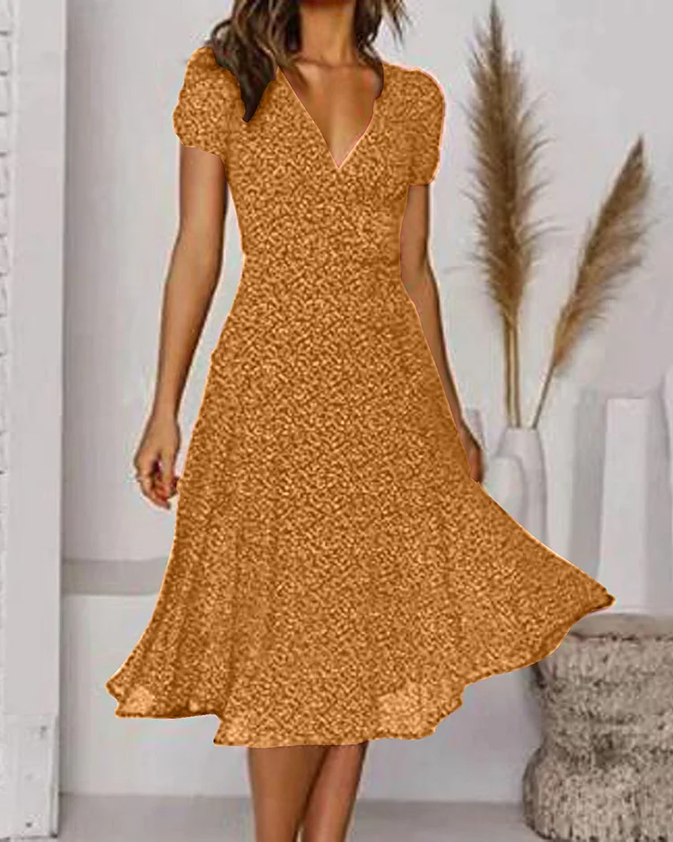 Cassandra | Vestido Midi Cruzado Floral – Decote em V Favorecedor | Verão Momount