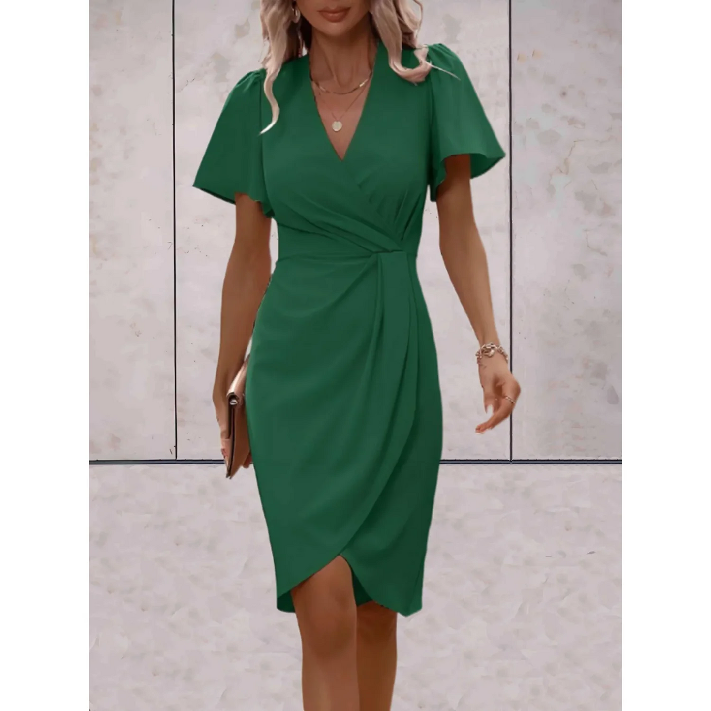 Sienna | Vestido Midi Cruzado Esvoaçante – Feminino e Sem Esforço | Momount