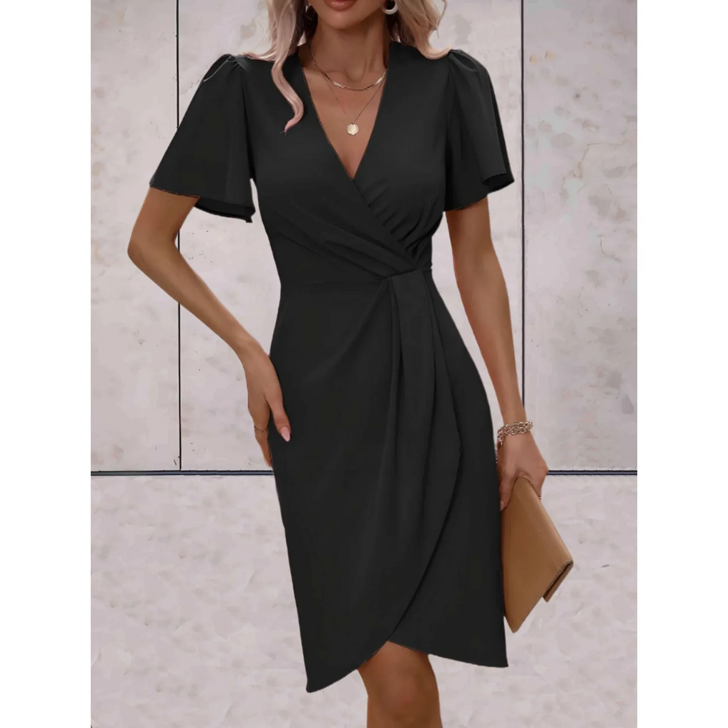 Sienna | Vestido Midi Cruzado Esvoaçante – Feminino e Sem Esforço | Momount
