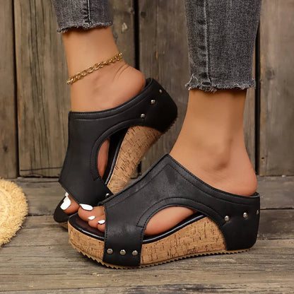 Momount Mules de Cunha em Cortiça Mulher – Pele Tachas Bico Aberto Recortes Slip-On