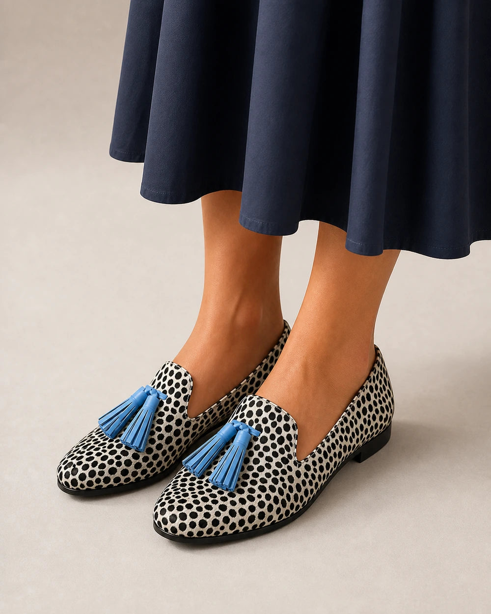Mocassins animal print de senhora com borlas azuis — imagem do produto 8