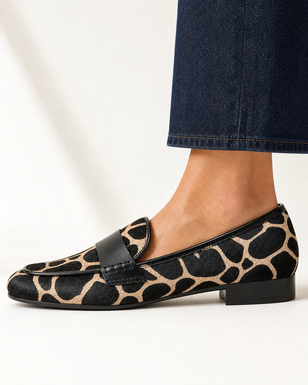 Mocassins animal print de senhora com debrum preto — imagem do produto 4
