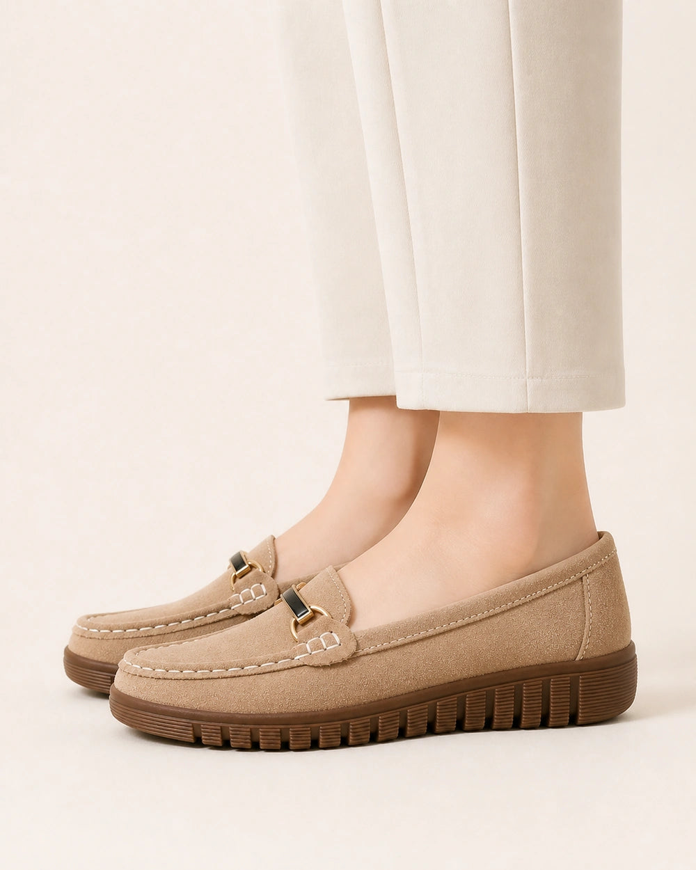 Mocassins bege de senhora com sola chunky e bridão — imagem do produto 4