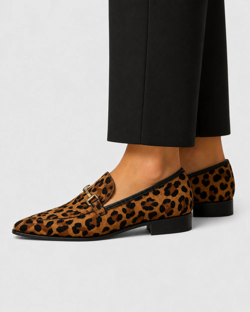 Mocassins leopardo de senhora com bico fino e bridão — imagem do produto 4