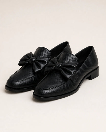 Mocassins pretos de senhora com laço e salto baixo — imagem do produto 9