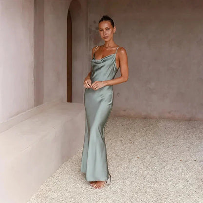 Calliope | Vestido Comprido Elegante em Cetim Decote Drapeado Slip Corte em Viés Noite