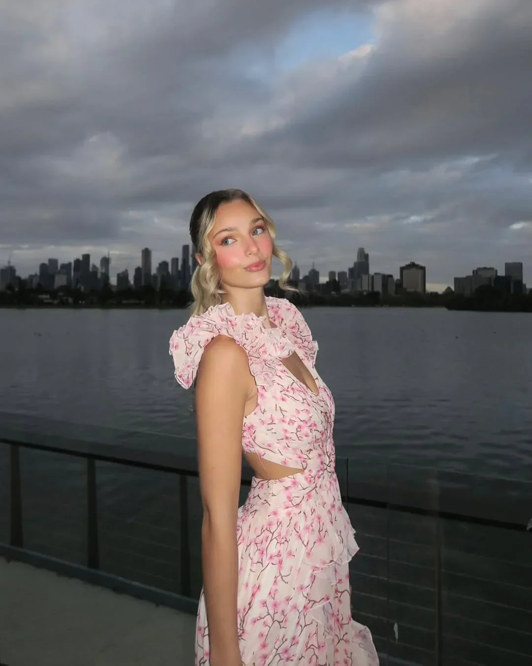 Citania | Vestido Comprido Floral Sem Mangas Decote em V Romântico Verão