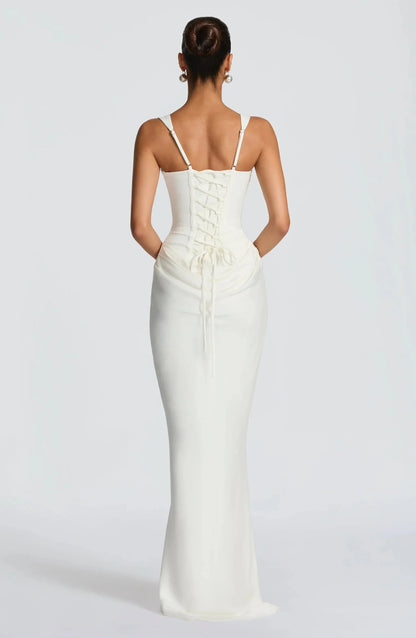 Galatea | Vestido Comprido Elegante em Cetim Decote Quadrado Justo Costas Decotadas