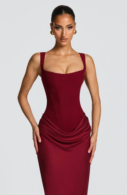 Galatea | Vestido Comprido Elegante em Cetim Decote Quadrado Justo Costas Decotadas